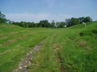 Sopron, Bécsi domb: Amfiteátrum helye.jpg Sopron, Bécsi domb: Amfiteátrum helye.jpg
